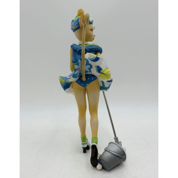 Margaret Le Van ALLEY CATS Daisy Doll Playing Golf Figurine 8.5" Tall - Picture 4 of 10